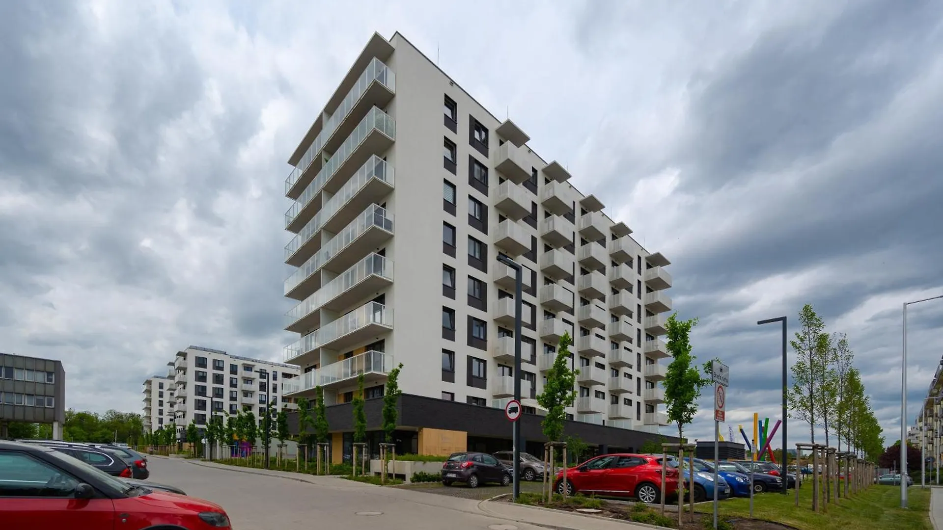 Miedziana 6 & 18 Apartment With Free Garage Wroclaw By Renters Poland