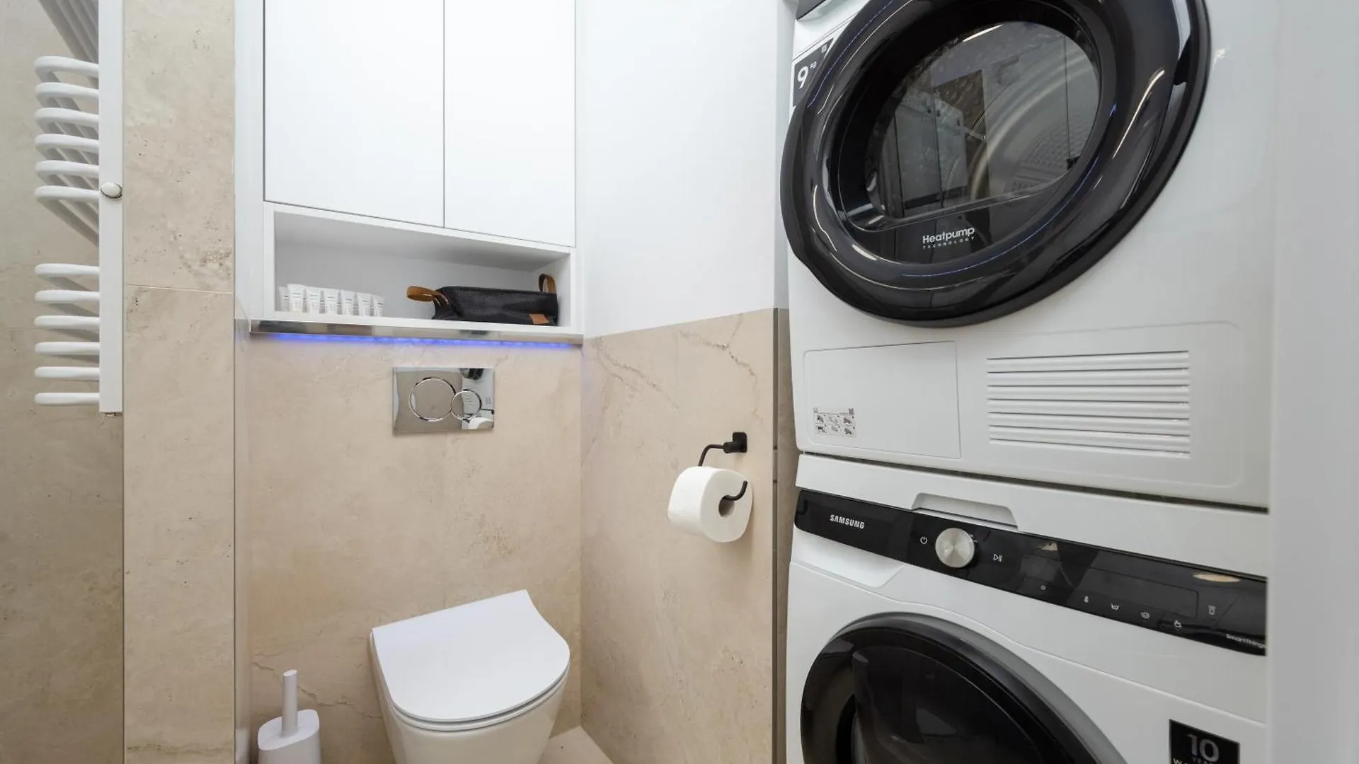 Miedziana 6 & 18 Apartment With Free Garage Wroclaw By Renters