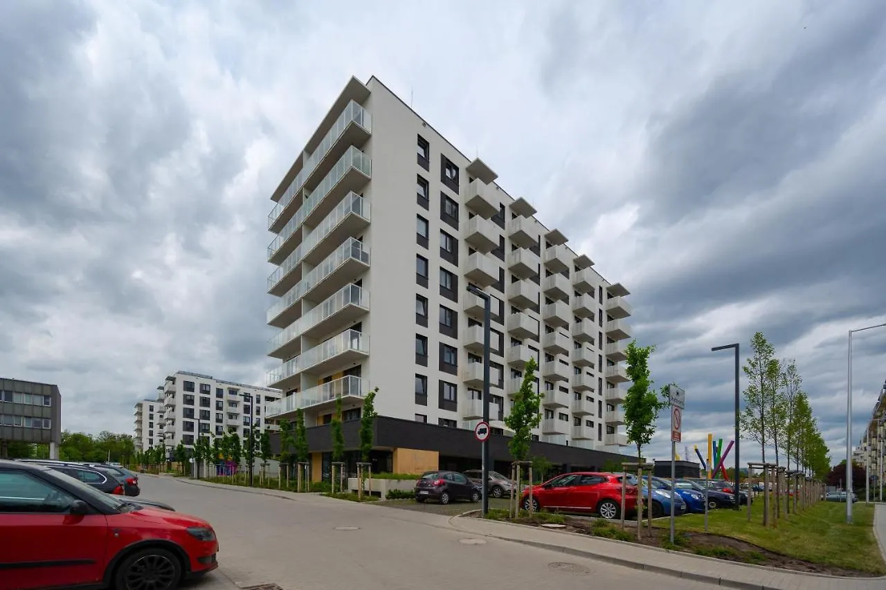 Miedziana 6 & 18 Apartment With Free Garage Wroclaw By Renters