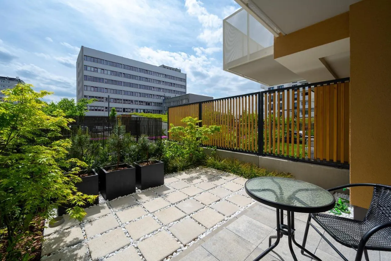 Miedziana 6 & 18 Apartment With Free Garage Wroclaw By Renters 0*,  Poland